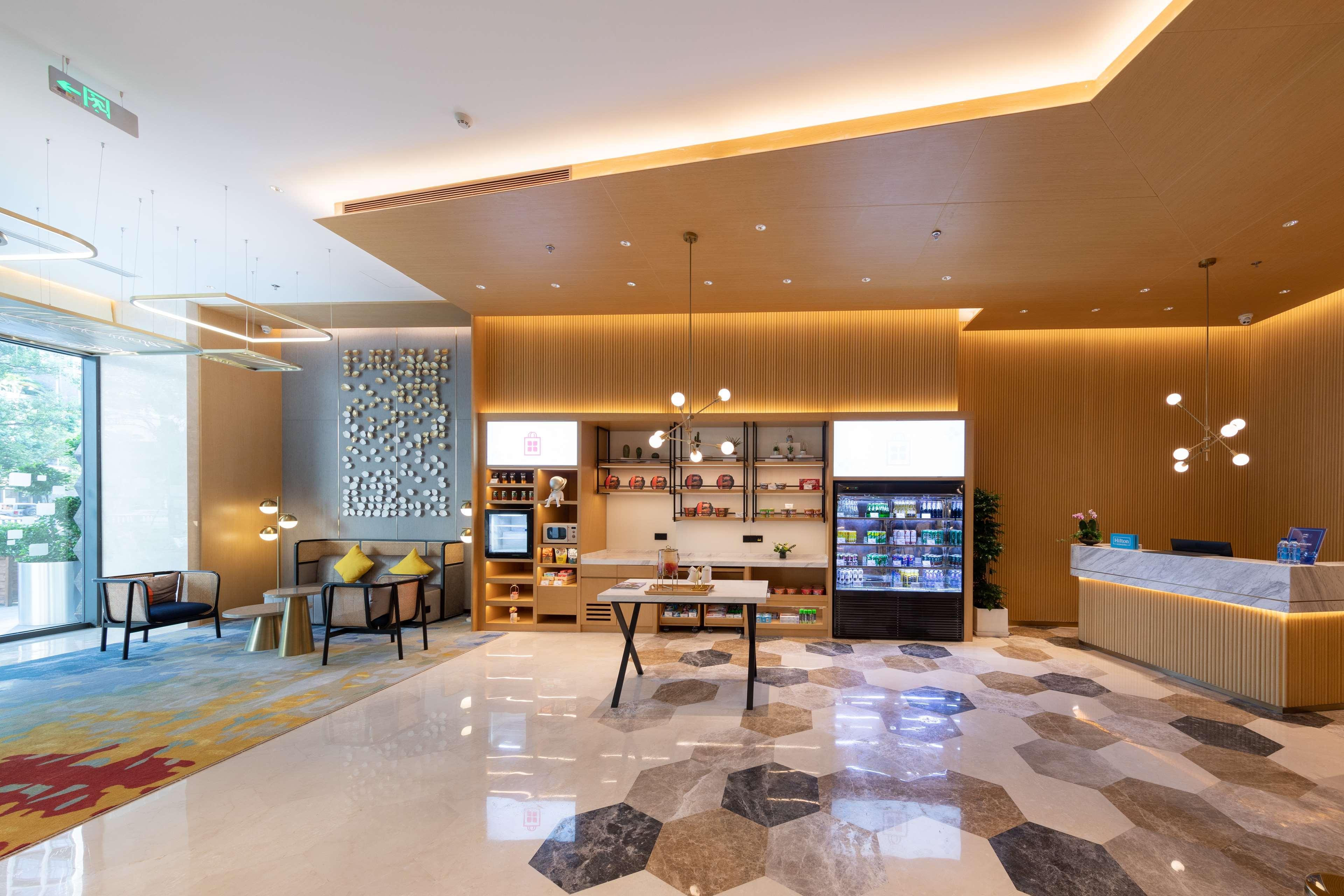 Hilton Garden Inn Shenzhen Nanshan Avenue 외부 사진
