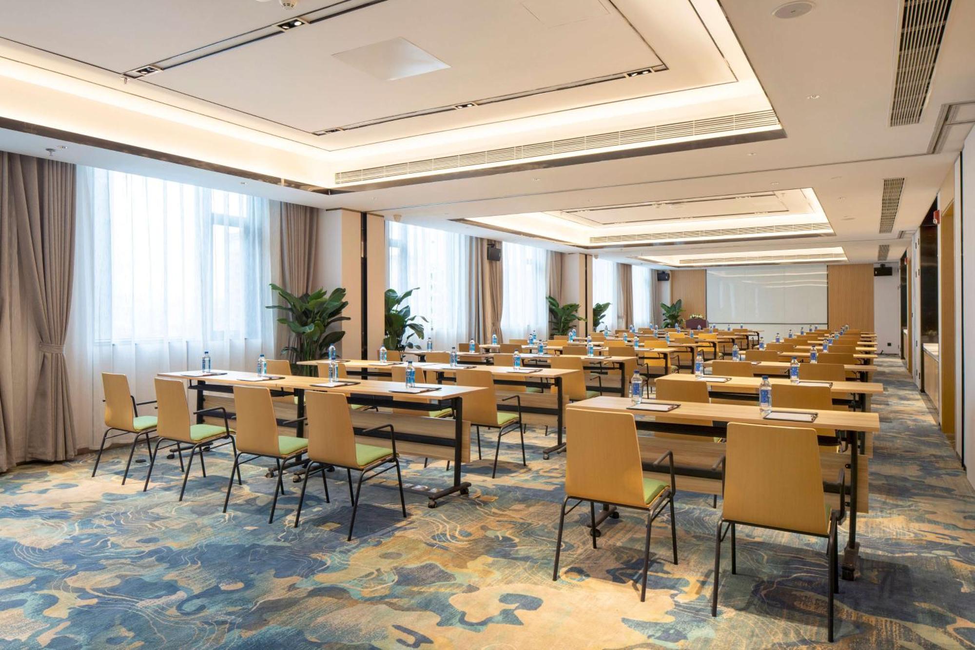 Hilton Garden Inn Shenzhen Nanshan Avenue 외부 사진